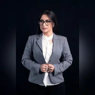 康娜骞